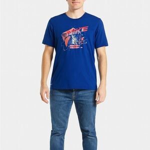Nike Dri-Fit Size Medium Blue T-Shirt.